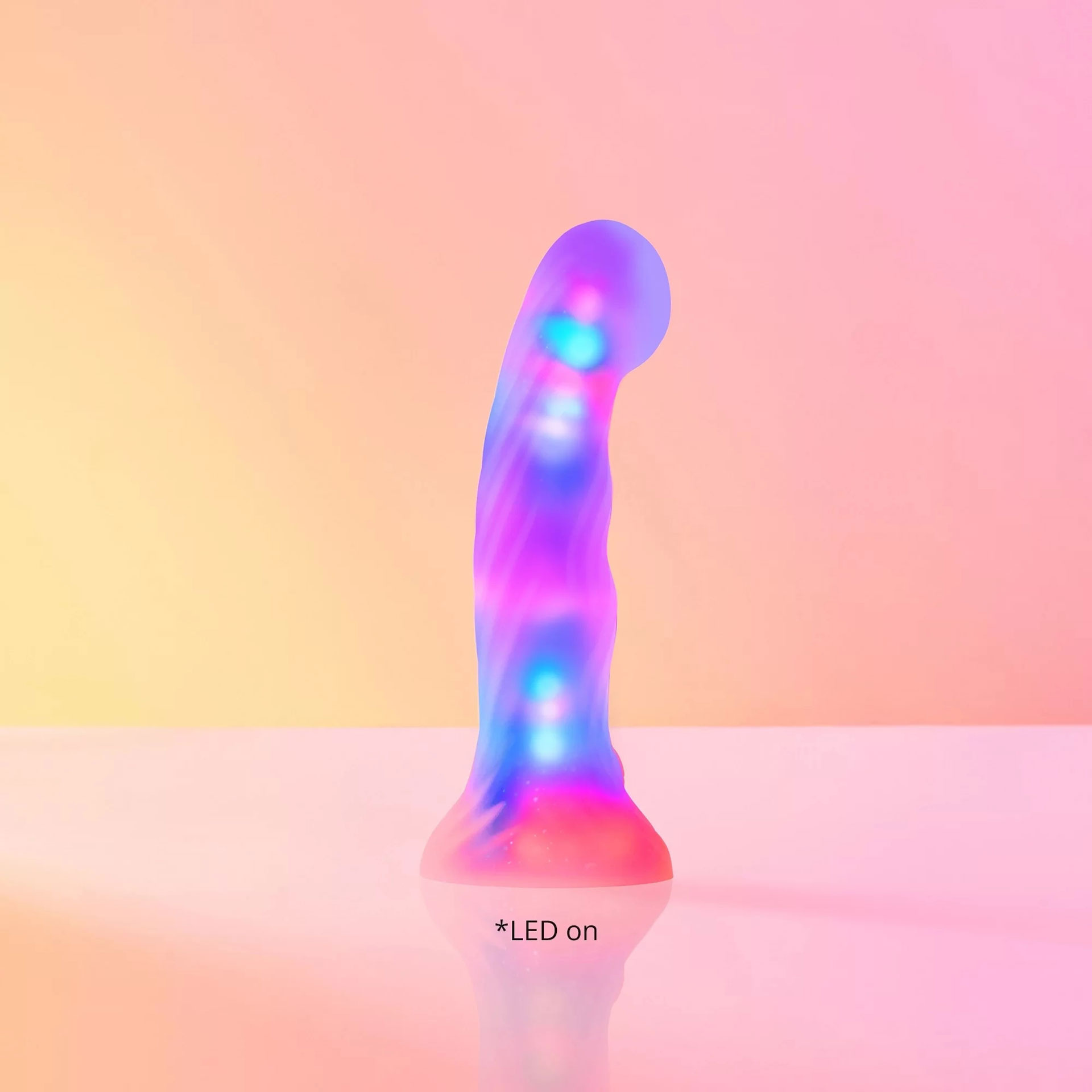 Sugar Bomb - Dildo mit LED-Lichteffekten Sugar Bomb - Dildo mit LED-Lichteffekten